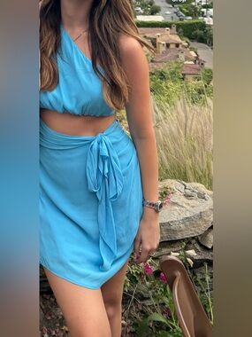 Turquoise Blue Tie-Waist Dress